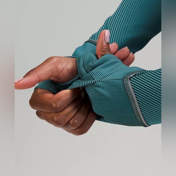 NWT Lululemon Two-Tone Ribbed Running Half Zip - Picture 6 of 8